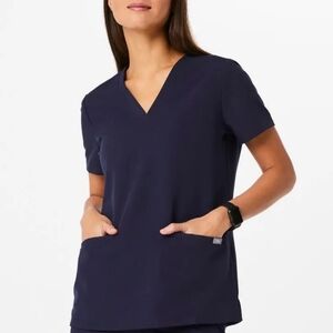 NEW Figs Casma scrub Top - Navy S